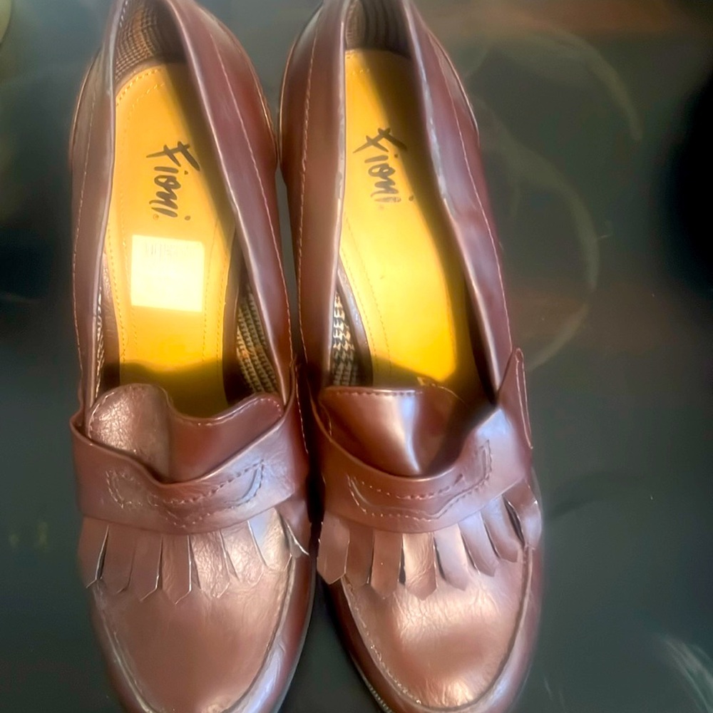Women shoes